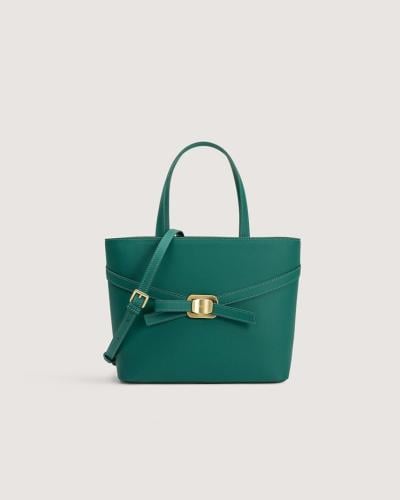 Women's bag, perfectly sized, in green
