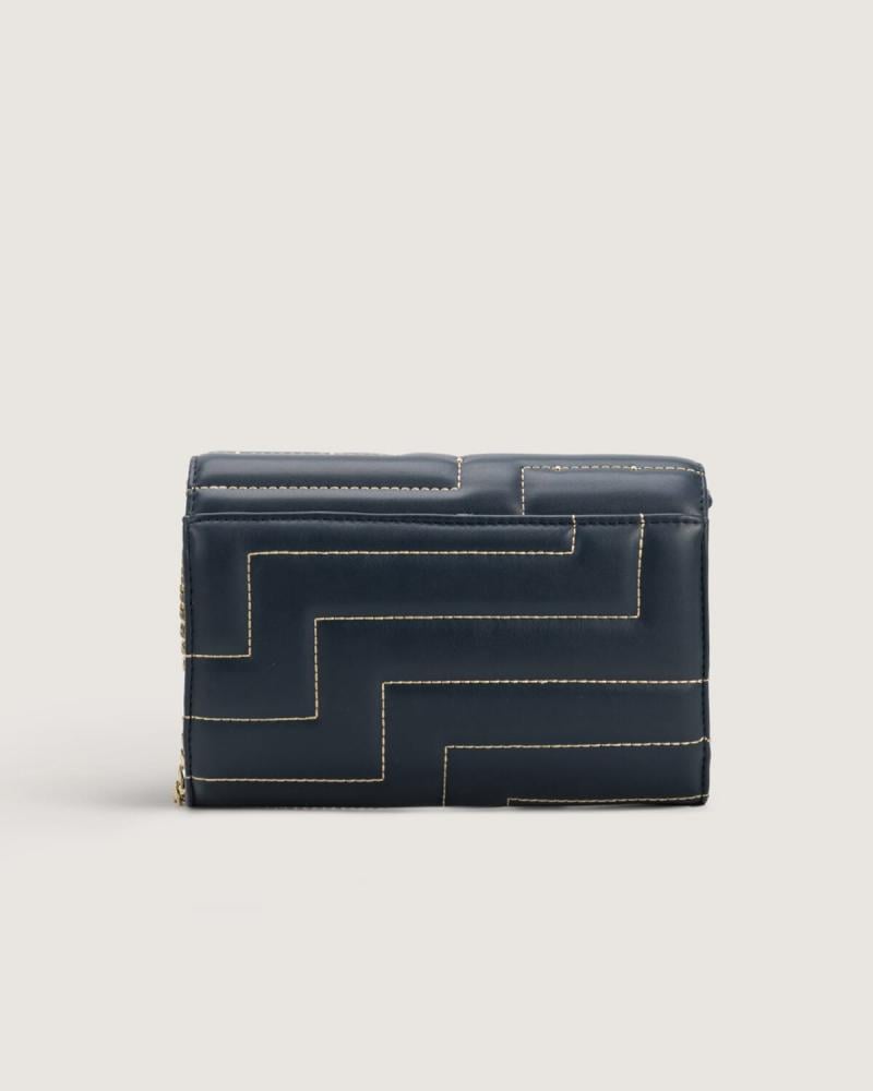 شنطة فِضة النسائية بحجم صغير بلون أزرق