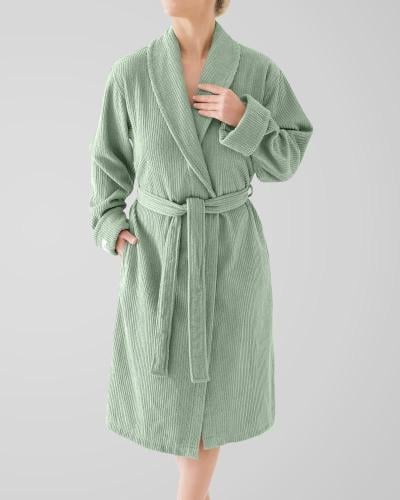Warm green bathrobe اختر المقاس:(M)