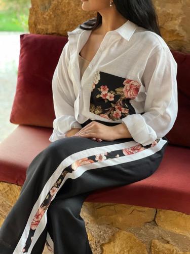 طقم لنن القميص سكري والبنطلون اسود