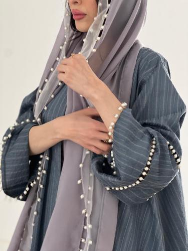 عباية مميزة اللون رمادي مقلم مع شك لولو