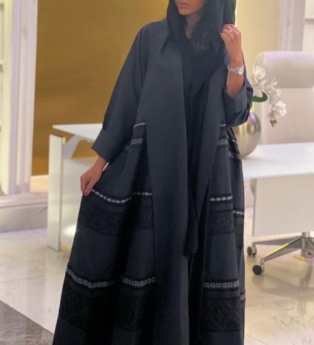 عباية فاخرة القصة كلوش القماش كريب كتان اسود