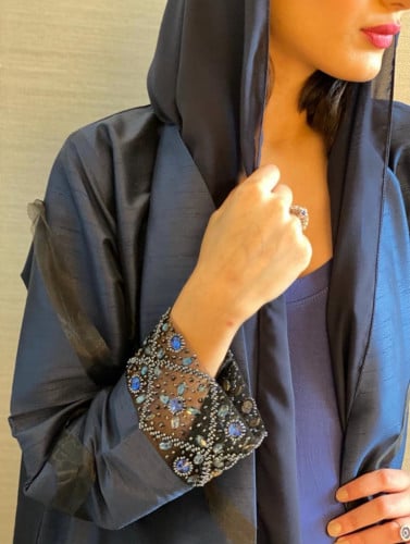 عباية فاخرة تفته كحلي بشك كحلي