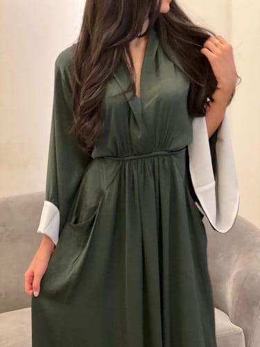 فستان عملي القماش حرير مغسول زيتي والأكمام مبطنه سكري