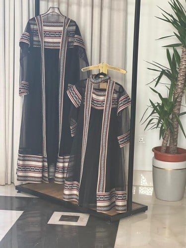 فستان تراثي قطعتين فستان داخلي و وشاح