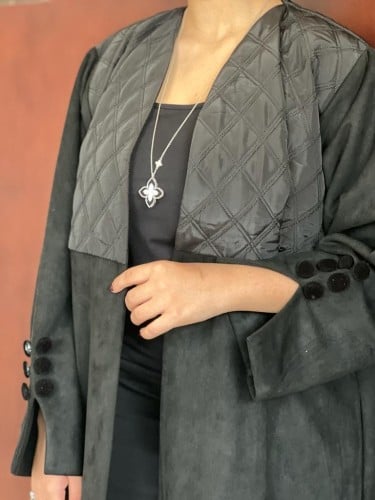 عباية شتوية مميزة القماش شامواة ومخمل اسود