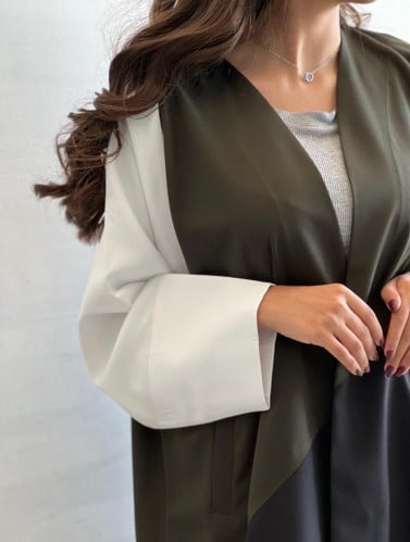 عباية صيفيه عملية اللون زيتي واسود وسكري وطرحة زيتي سادة