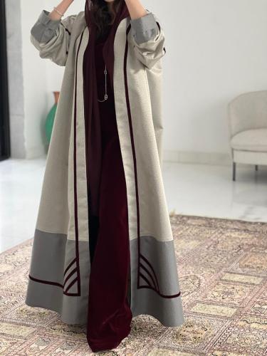 عباية فاخرة مع لمسات مميزة