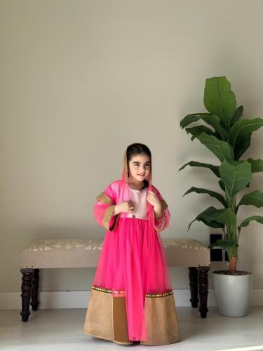 فستان ووشاح اطفال