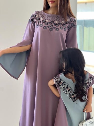 جلابية للإطفال القماش حرير موف و سماوي مع شك فاخر