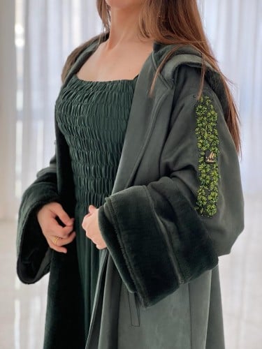 فروة فاخرة القماش شامواة اخضر مبطنه فرو اخضر مع شك