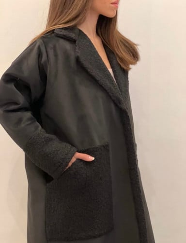 عباية شتوية عملية القماش جوخ اسود مع صوف