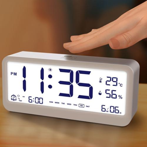 ساعة رقمية متعددة الوظائف