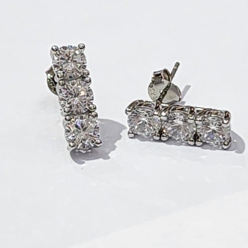 حلق فضة صافي عيار925 فصوص سوارفيسكي كبير