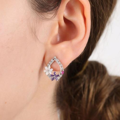 حلق  مرصع بالزركون فضة صافي عيار٩٢٥