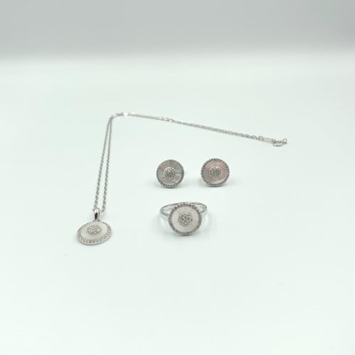 طقم نسائي بالصدف والكرستال الأبيض فضة صافي عيار 925