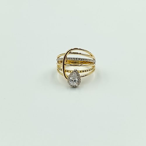 خاتم نسائي بفص سوارفيسكي فضة صافي عيار 925 مطلي ذهب