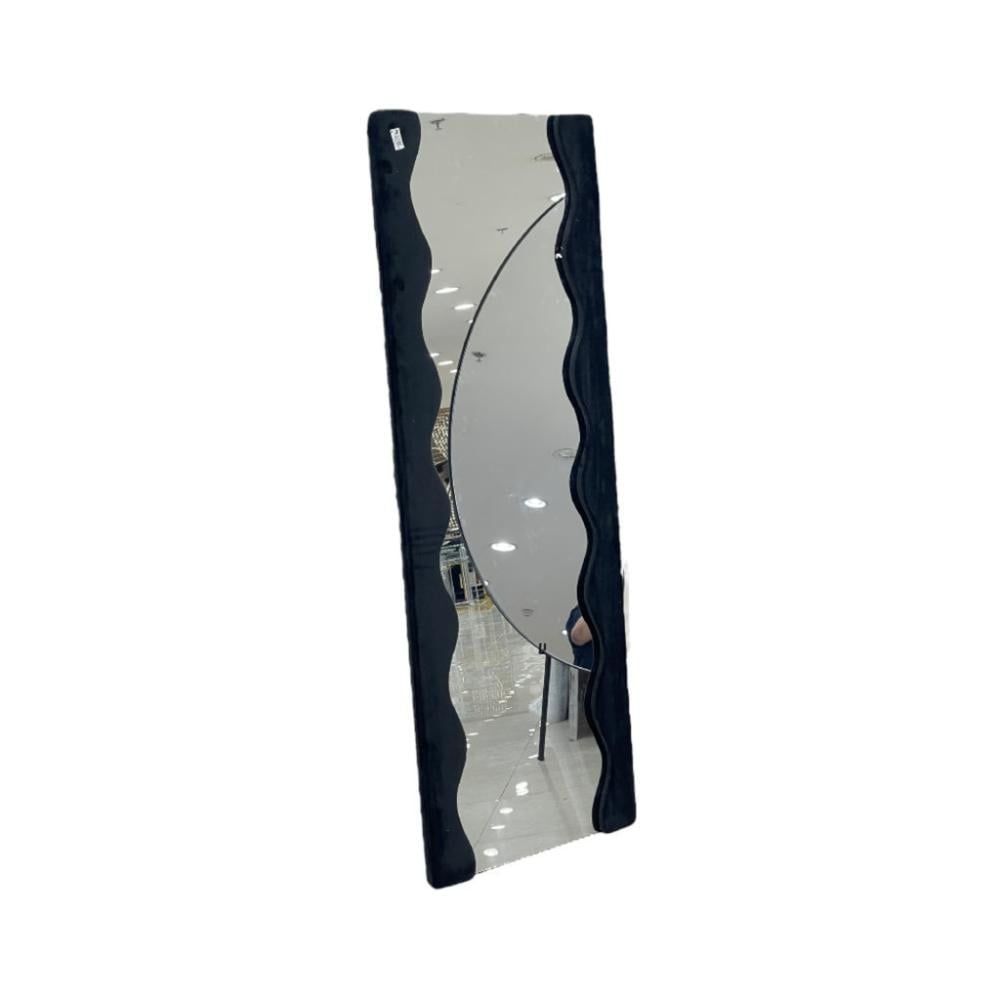 مرايا طويله عامودية بإطار مخمل أسود