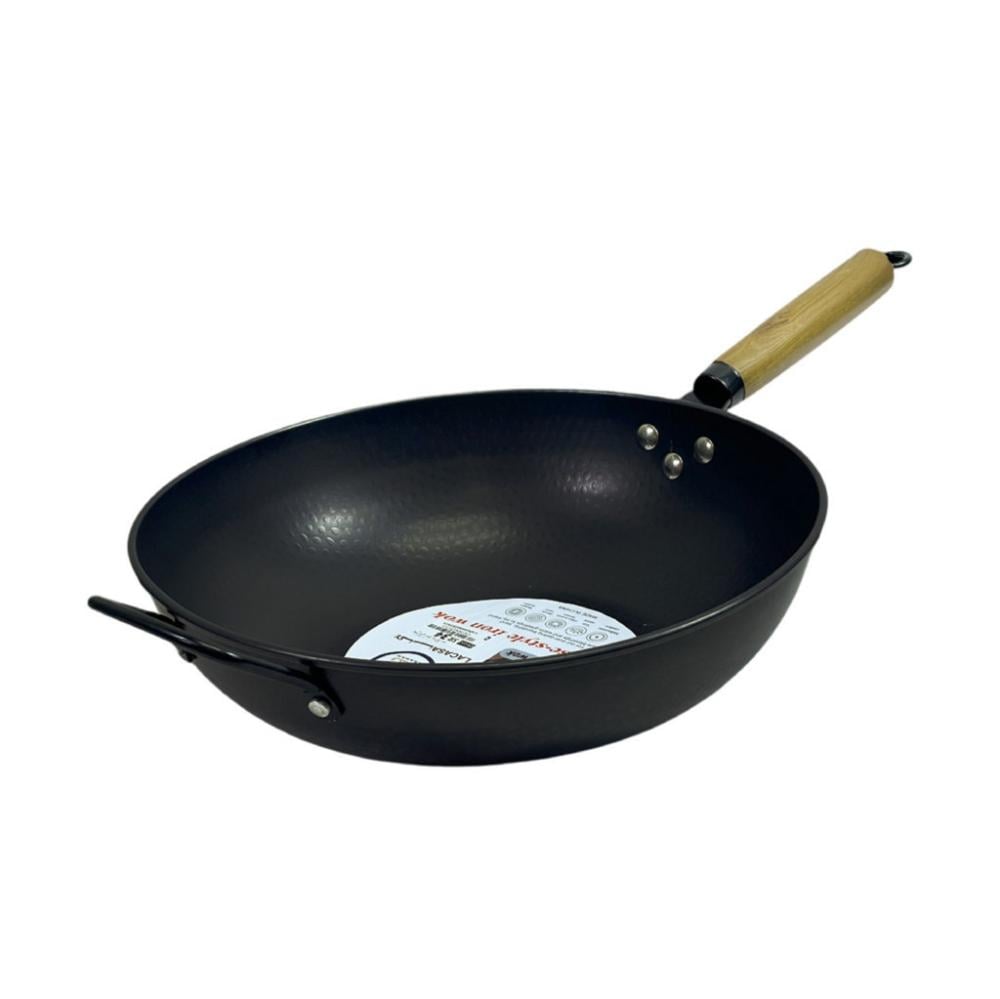 مقلاة ألمونيوم بيد خشب