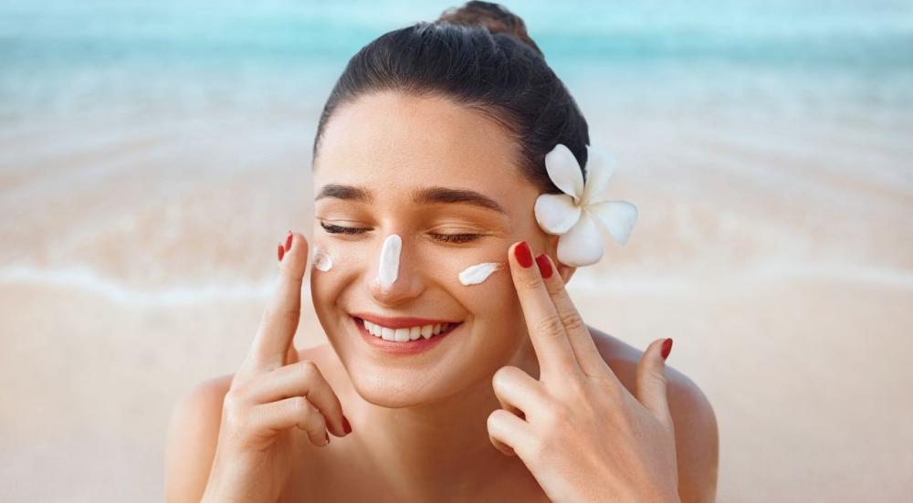 To moisturize the skin
