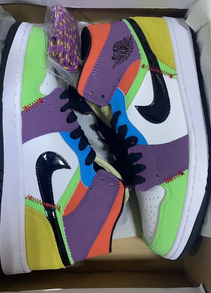 Air Jordan 1 Mid SE 'Lightbulb'