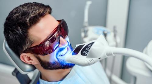 تنظييف + تبيض أسنان بالليزر