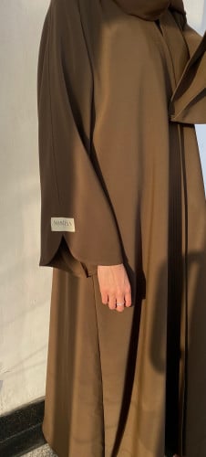 عباية كريب بلون مميز NOSH 18