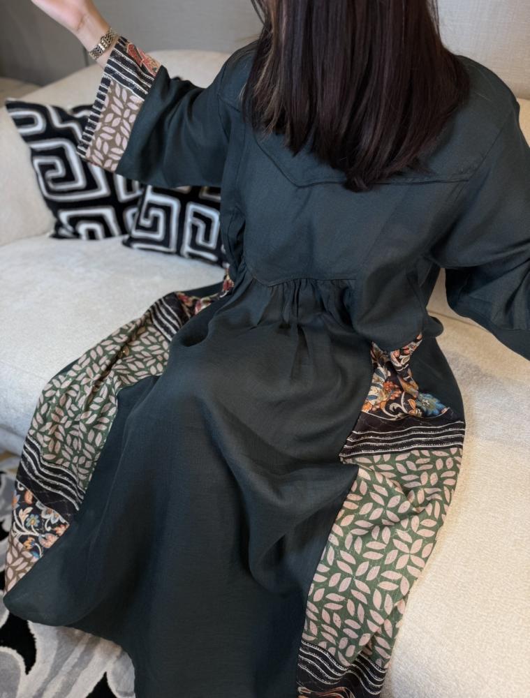 جلابية لنن هندي لون زيتي-متجر جلابيات فاشن للأزياء الراقية