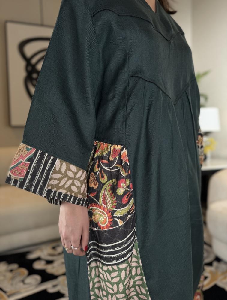 جلابية لنن هندي لون زيتي-متجر جلابيات فاشن للأزياء الراقية