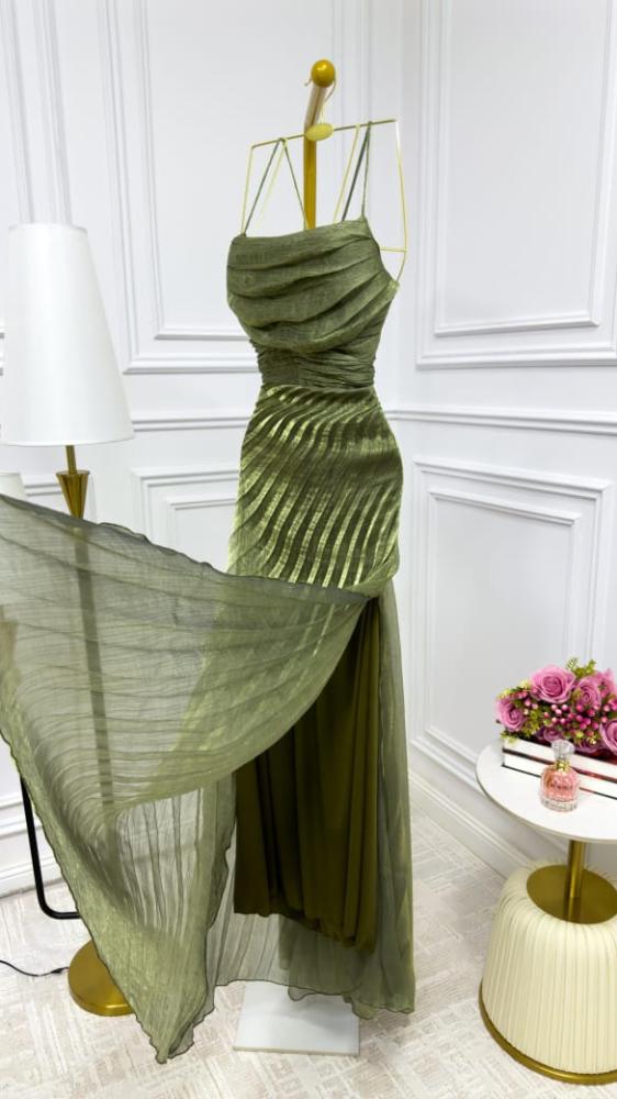 فستان لمعة بليسيه