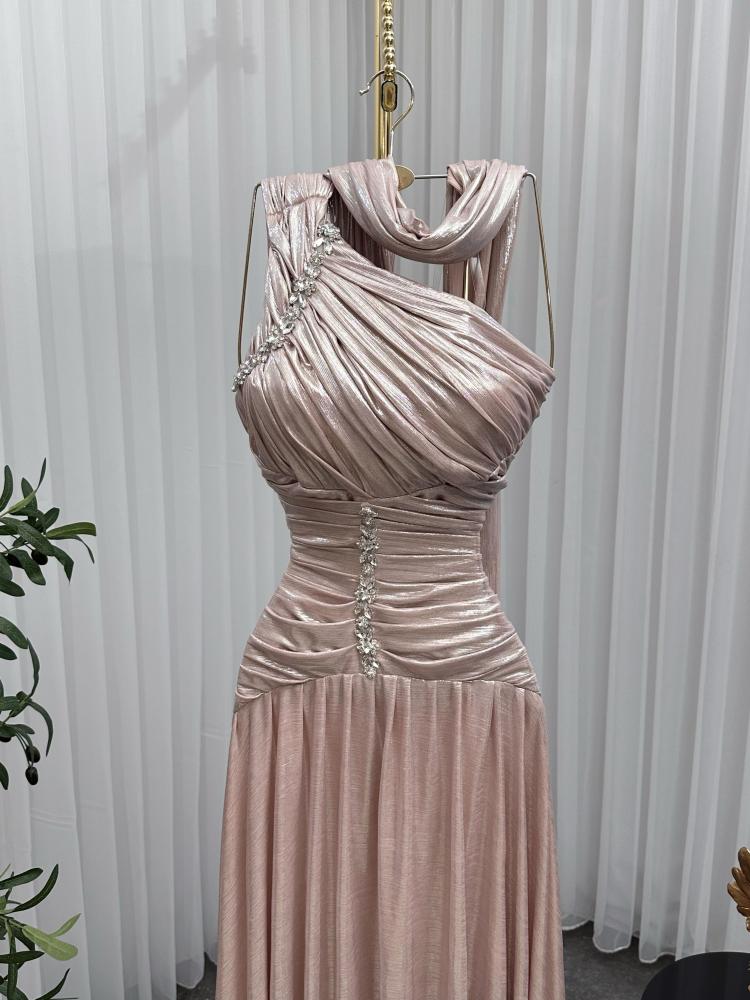 فستان حريري ببطانه تفته