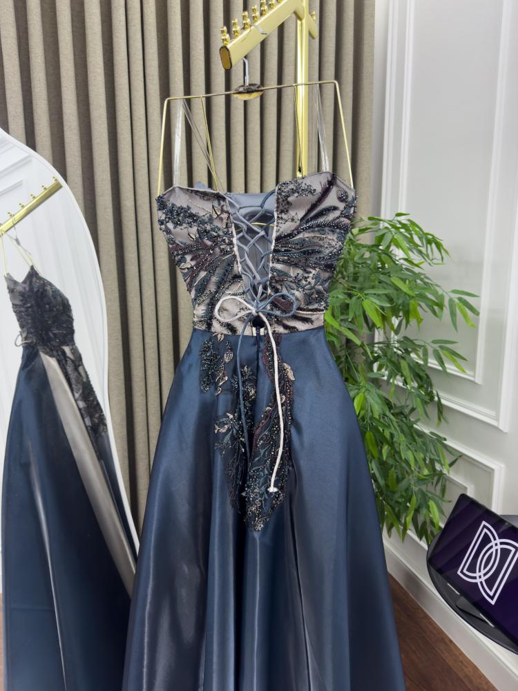 فستان ميكادو تطريز كلفه