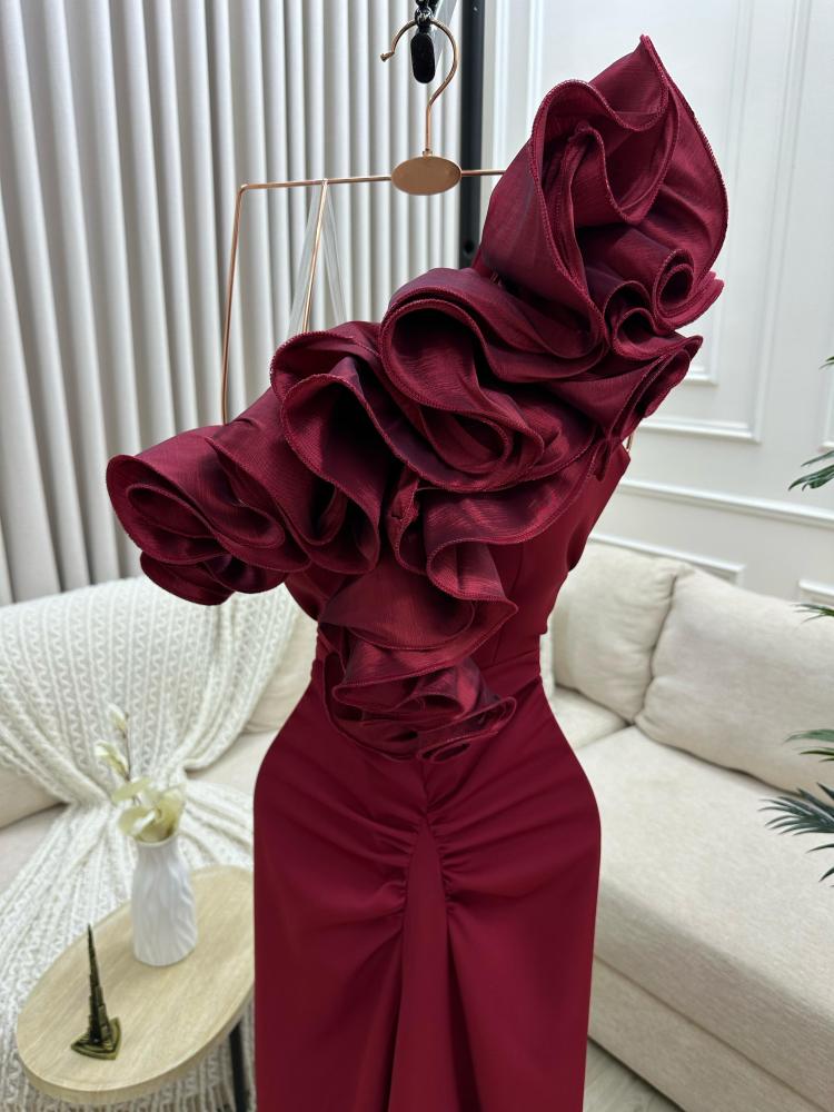 فستان باربي مع شانطون