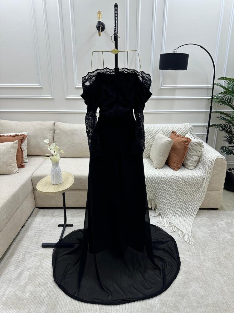 فستان شيفون مع دانتيل