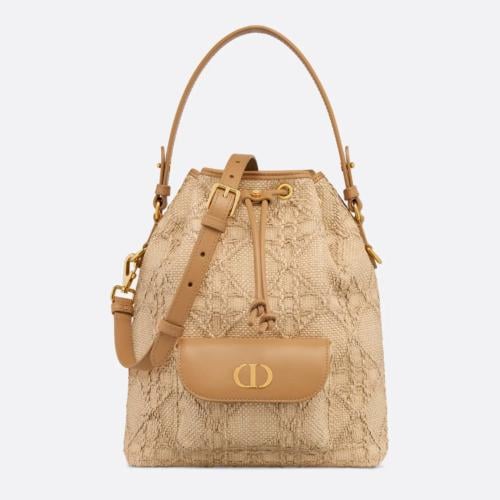 حقيبة ديور باكيت Dior Caro بالحجم الصغير