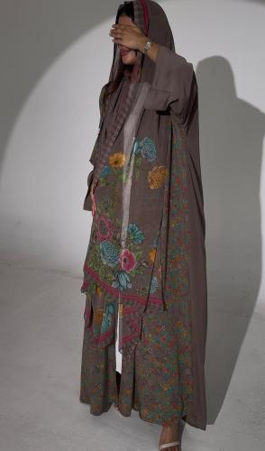 عباية عسلية