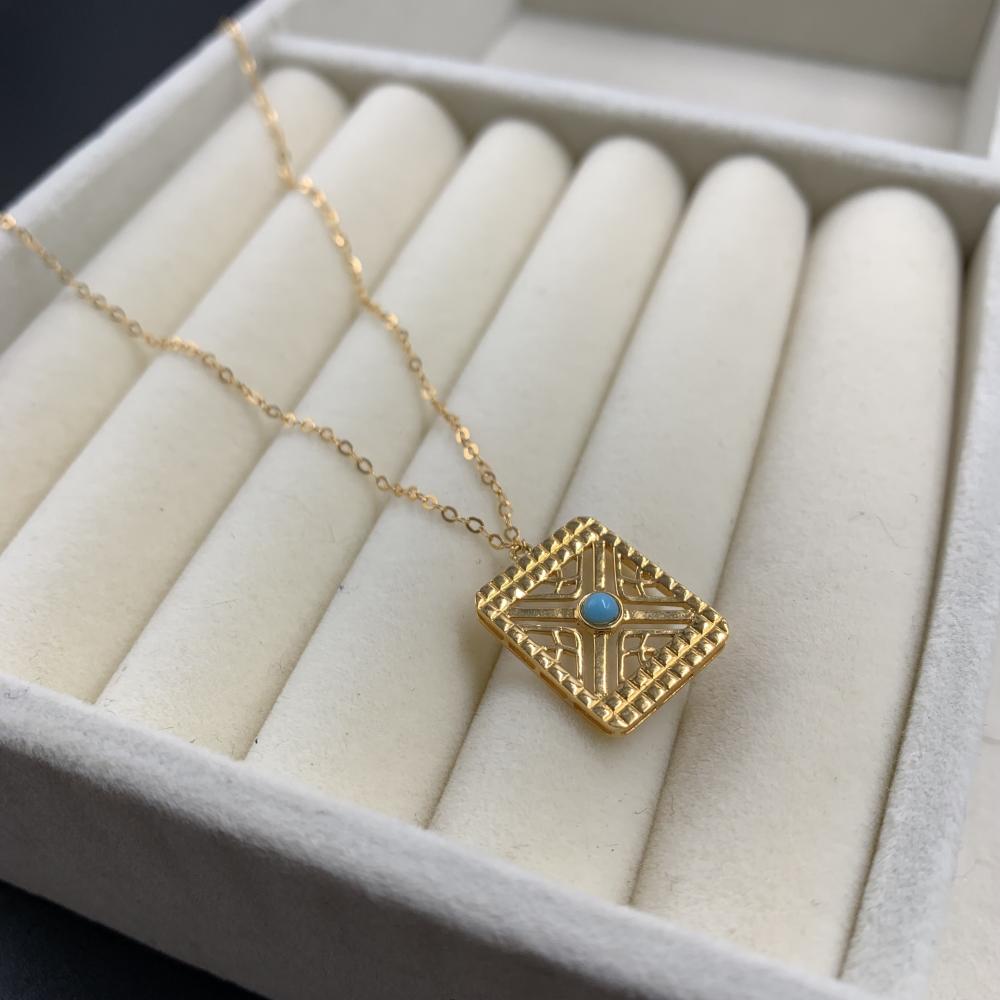 عقد ناعم بحريني عيار 21