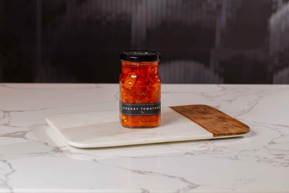 تغميسة طماط الشيري بالتوابل