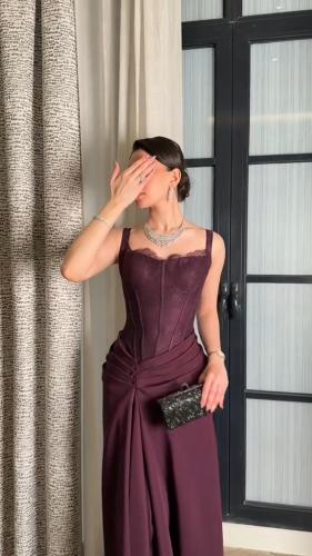 فستان سهرة دانتيل بقصة الكورسيه