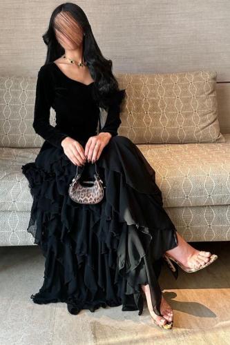 فستان سهرة اسود ساتر