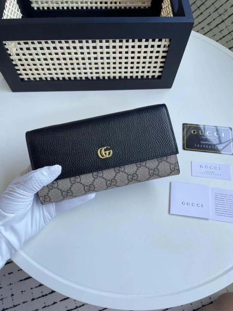 شنطه قوتشي مع بوكس والملحقات Gucci