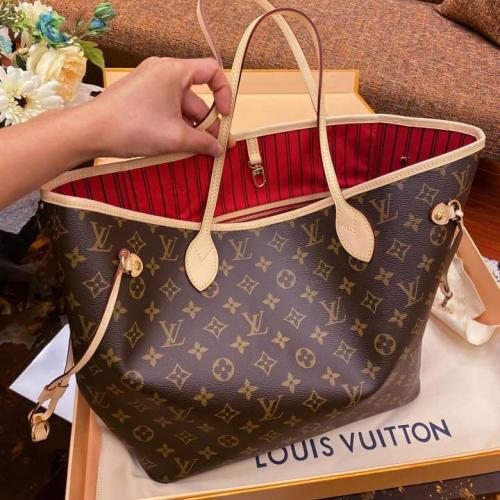 شنطه لويس فيتون LV ماستر