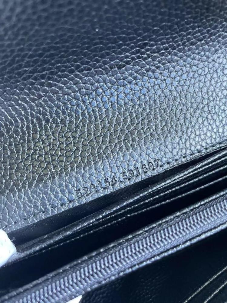 شنطه قوتشي مع بوكس والملحقات Gucci