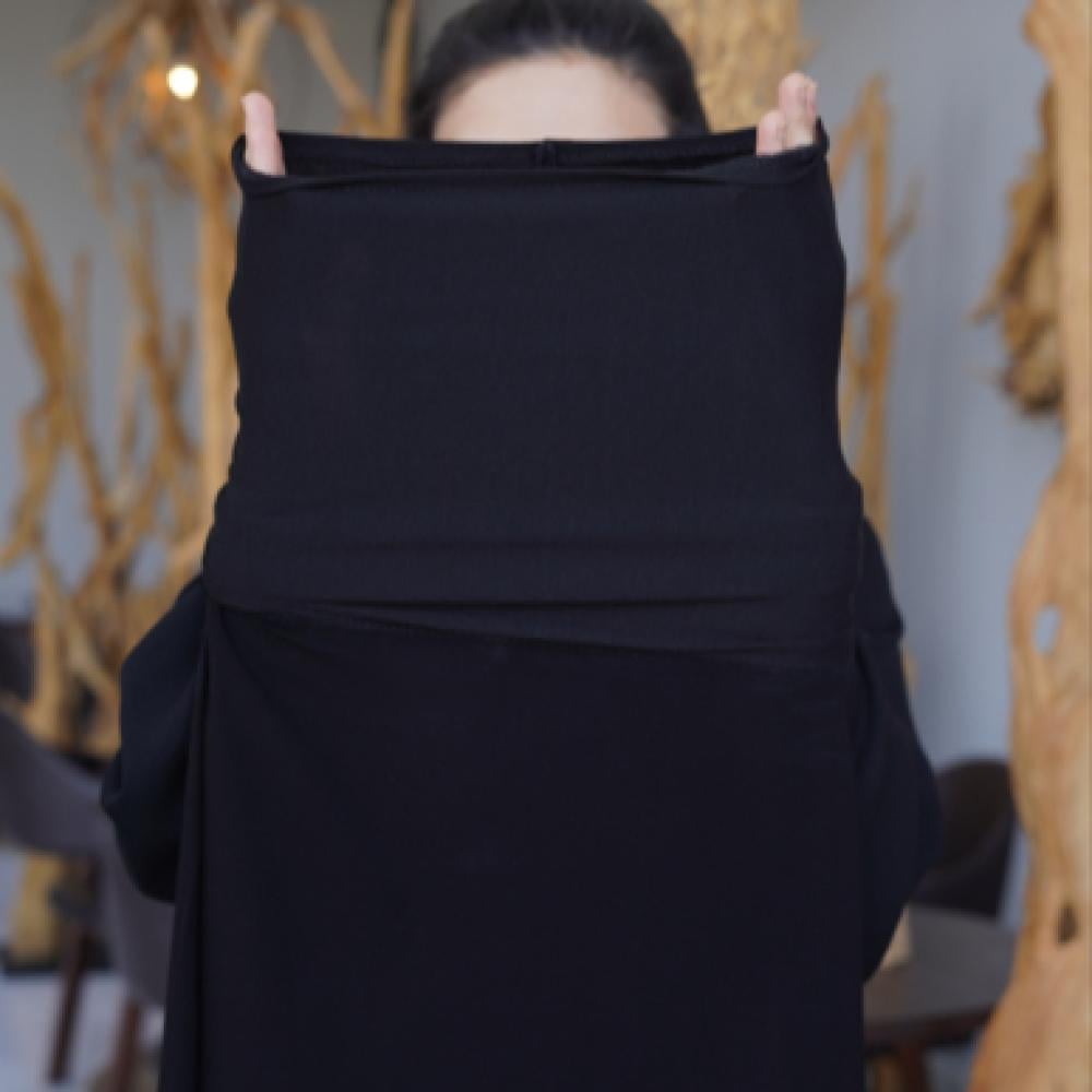 نقاب مشبك مبطن وسط  طرحه بندانه مطاط نقاب حرير طرات نقابات حرير