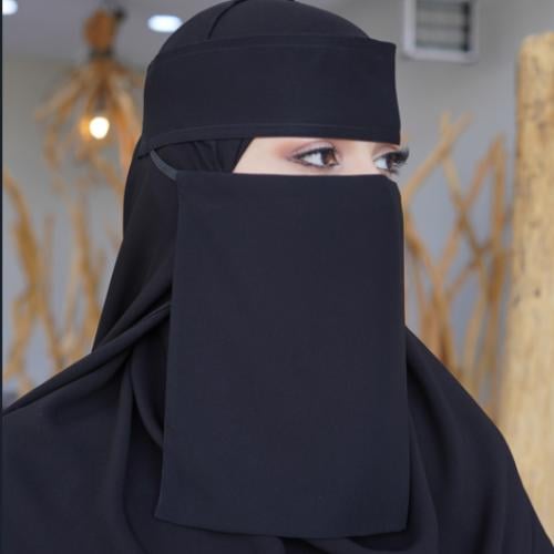 نقاب ملكي وسط ربط