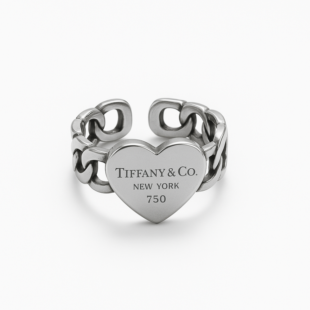 خاتم أنيق من علامة Tiffany & Co