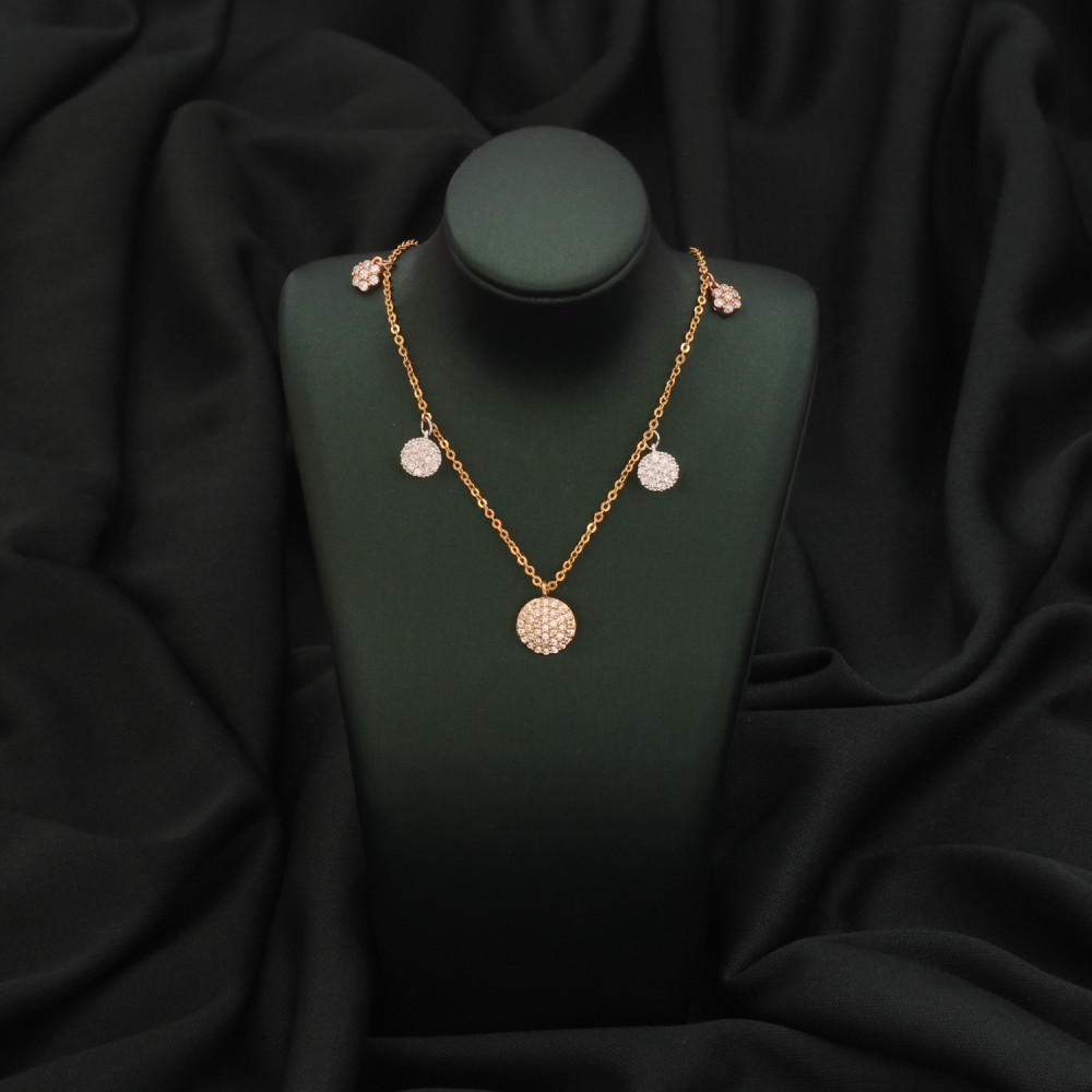 تعليقة نسائية تصميم متميز