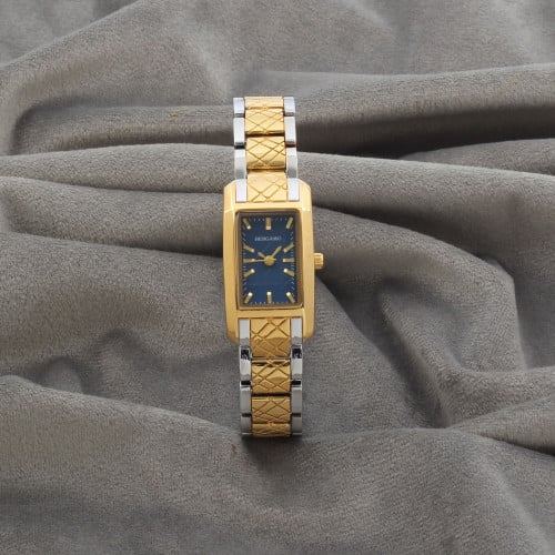 ساعة نسائية باللونين الذهبي والفضي