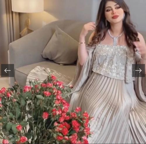 فستان حامل تفته
