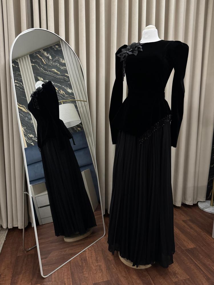 فستان الجوخ تنوره كلوش